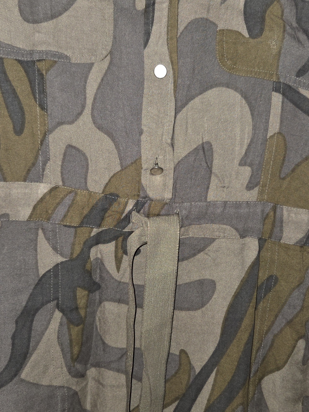 Japna Olive and Gray Camo Shirt Dress with Tie Waist - Picture 3 of 8